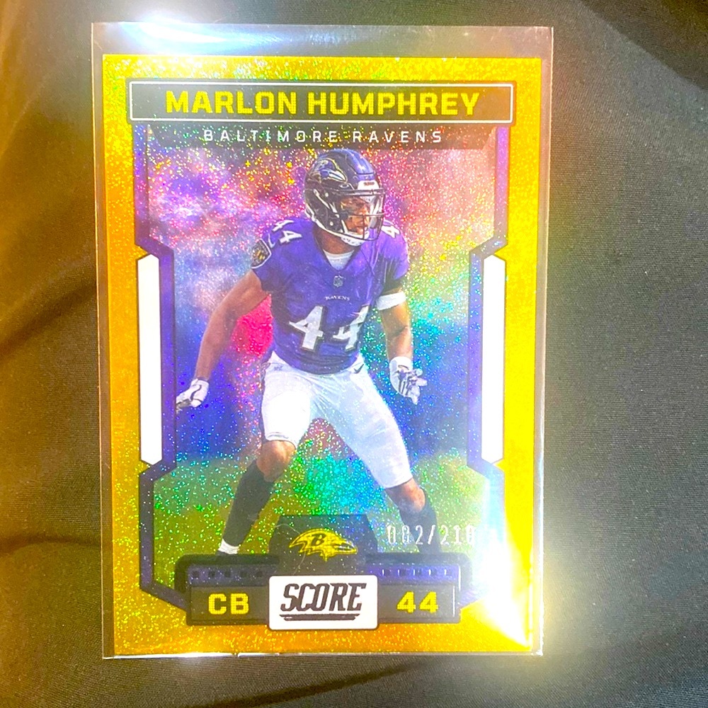 2023 Panini Score Football Baltimore Ravens Marlon Humphrey Gold Dots 82/210